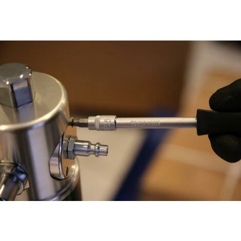 Brilliant Tools 1/4" Torx-Bit-Stecknuss, Mit Stirnlochbohrung, TB25 5 Brilliant Tools 1/4" Torx-Bit-Stecknuss, Mit Stirnlochbohrung, TB25 – Bild 3